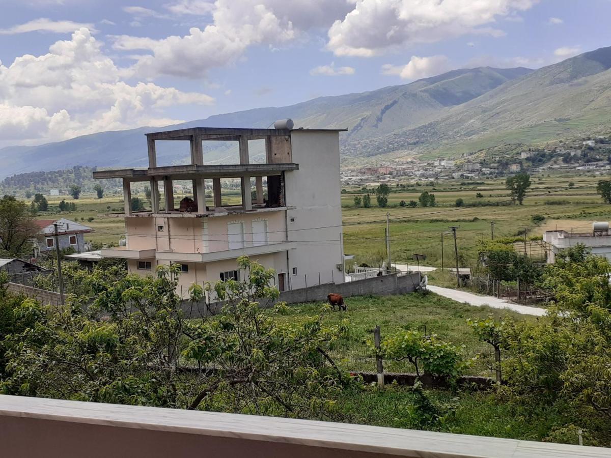Kanushi House Gjirokastër Exterior foto